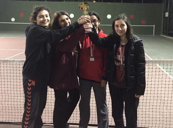 Genç Kız Tenis Takımımız Osmaniye 3.sü