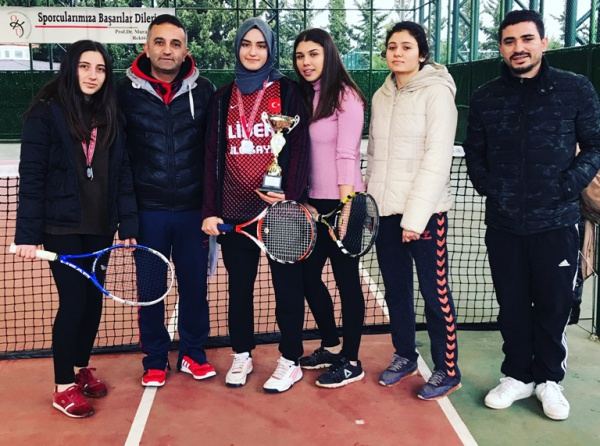 Tenis Kız Takımımız Osmaniye 2.si